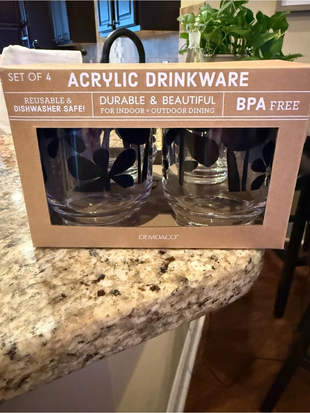 DEMDACO Clear Acrylic‎ Tumbler Black Floral Design 14oz, set of 4, NWT drinkware